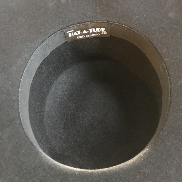 Black Hat main image 4